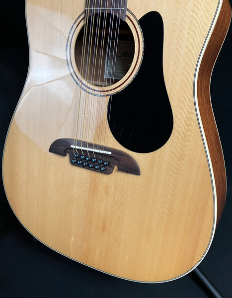 Cordoba GK Pro Negra Nylon-String Classical Cutaway Acoustic-Electric Guitar w/ OHSC