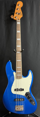 Squier Classic Vibe Late 60's Jazz Bass 4-String Bass Guitar Lake Placid Blue (804)