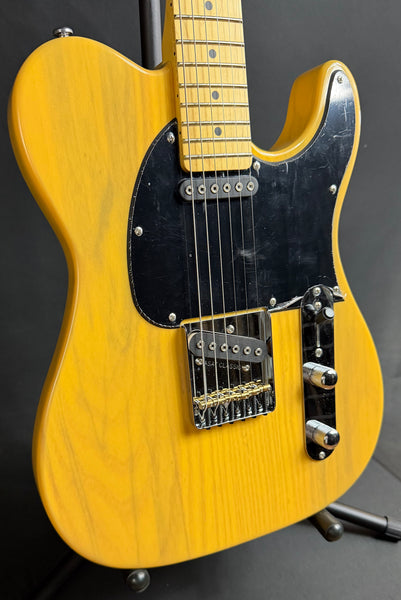 G&L Tribute ASAT Classic Electric Guitar Butterscotch Blonde Finish
