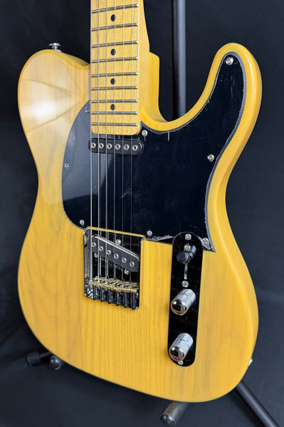 G&L Tribute ASAT Classic Electric Guitar Butterscotch Blonde Finish
