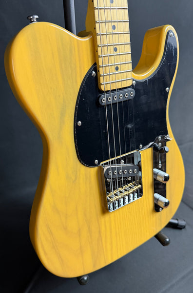 G&L Tribute ASAT Classic Electric Guitar Butterscotch Blonde Finish
