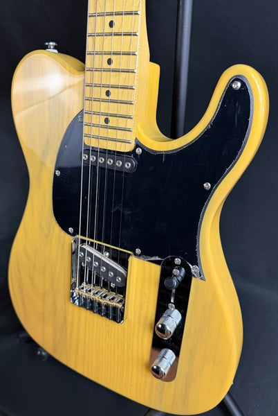 G&L Tribute ASAT Classic Electric Guitar Butterscotch Blonde Finish