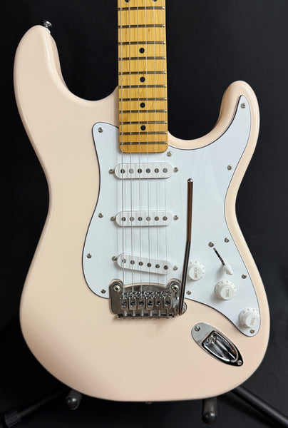 G&L Tribute Legacy Electric Guitar Olympic White Finish (777)