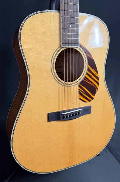 Fender PD-220E Dreadnought Acoustic-Electric Guitar Gloss Natural Finish w/ OHSC (112)