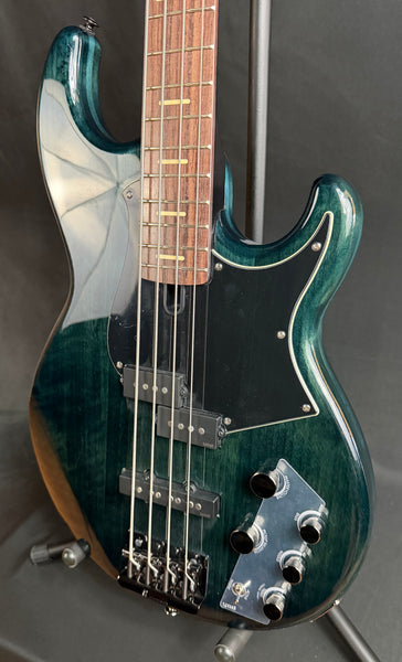 Yamaha BB734A Broad Bass 4-String Bass Guitar Indigo Blue Finish w/ Gig Bag (221)