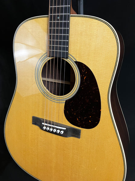 Martin D-28 Billy Strings Dreadnought Acoustic Guitar Vintage Natural Finish w/ Case (017)