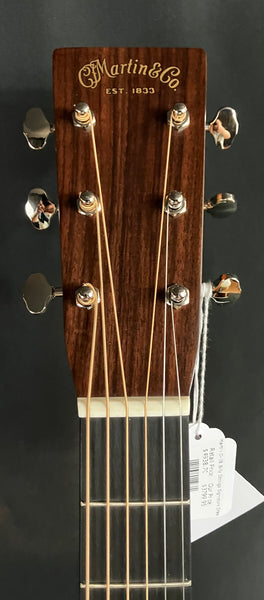 Martin D-28 Billy Strings Dreadnought Acoustic Guitar Vintage Natural Finish w/ Case (017)