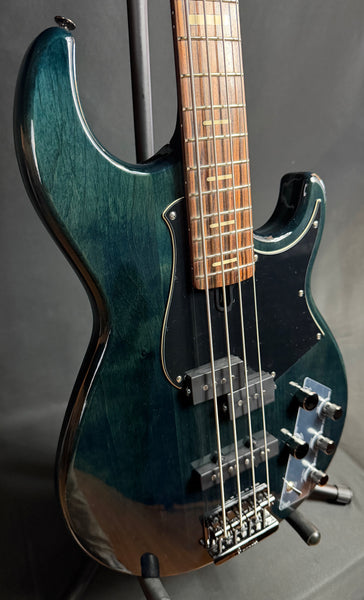 Yamaha BB734A Broad Bass 4-String Bass Guitar Indigo Blue Finish w/ Gig Bag (040)
