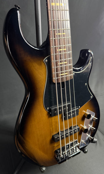Yamaha BB735A Broad Bass 5-String Bass Guitar Dark Coffee Sunburst w/ Gig Bag (095)