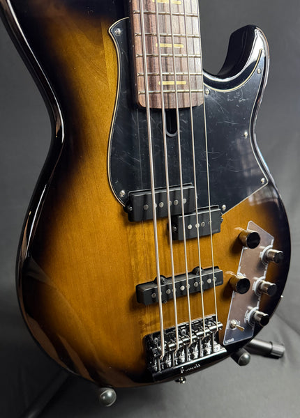 Yamaha BB735A Broad Bass 5-String Bass Guitar Dark Coffee Sunburst w/ Gig Bag (095)
