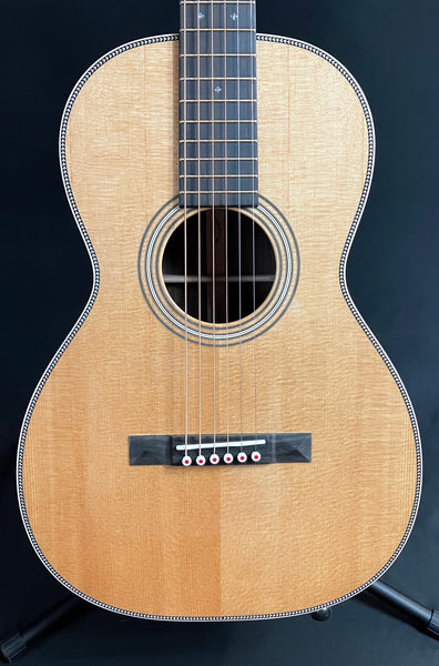 Martin 012-28 Modern Deluxe 12-Fret Parlor Acoustic Guitar Gloss Natural w/ Case