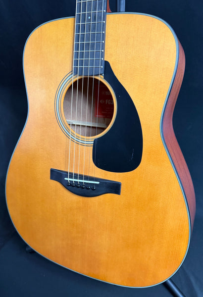 Yamaha FG3 Red Label Dreadnought Acoustic Guitar Vintage Natural w/ Soft Case (036)