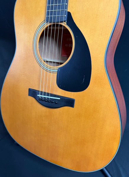 Yamaha FG3 Red Label Dreadnought Acoustic Guitar Vintage Natural w/ Soft Case (036)