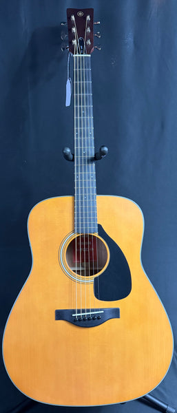 Yamaha FGX3 Red Label Dreadnought Acoustic-Electric Guitar Vintage Natural w/ Case (254)