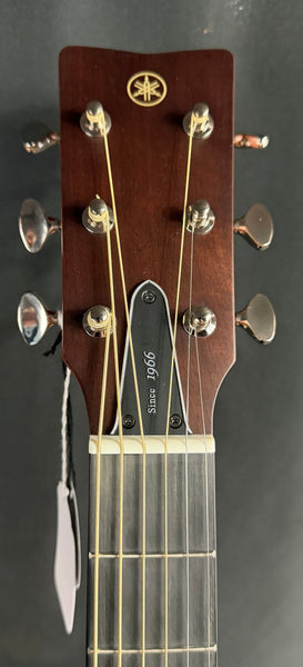 Yamaha FGX3 Red Label Dreadnought Acoustic-Electric Guitar Vintage Natural w/ Case (254)