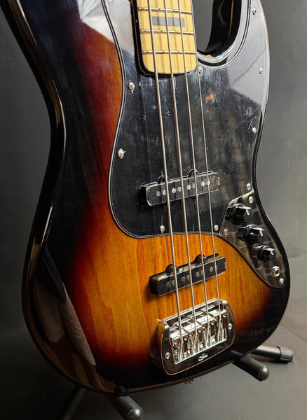 G&L Tribute JB 4-String Bass Guitar 3-Tone Sunburst Finish