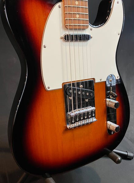 Fender Player Telecaster Electric Guitar 3-Tone Sunburst Finish