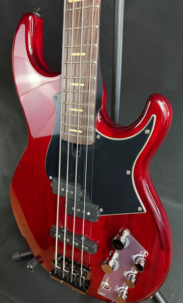 Yamaha BB734A Broad Bass 4-String Bass Guitar Fired Red Finish w/ Gig Bag (024)