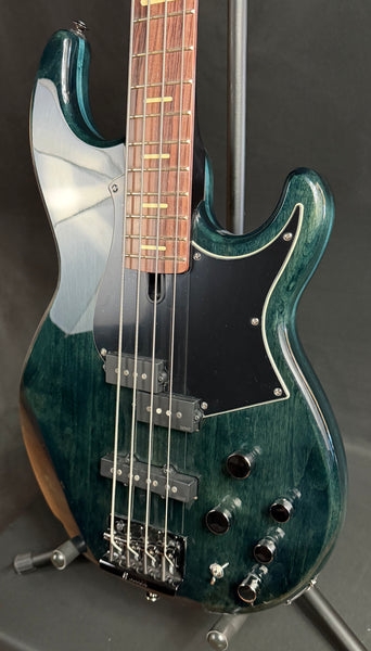 Yamaha BB734A Broad Bass 4-String Bass Guitar Indigo Blue Finish w/ Gig Bag (271)