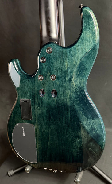 Yamaha BB734A Broad Bass 4-String Bass Guitar Indigo Blue Finish w/ Gig Bag (271)