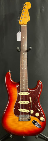Fender 70th Anniversary American Professional II Stratocaster Electric Guitar Comet Burst w/ OHSC