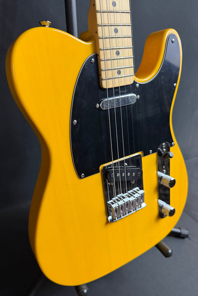 G&L Tribute ASAT Classic Electric Guitar Butterscotch Blonde Finish (167)