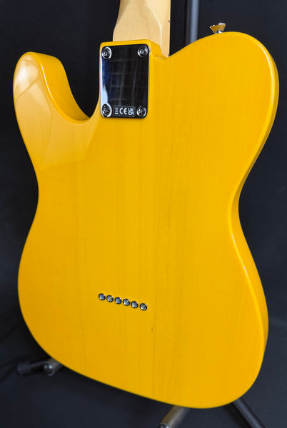 G&L Tribute ASAT Classic Electric Guitar Butterscotch Blonde Finish (167)