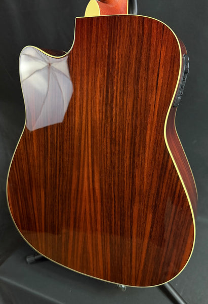 Yamaha FGX830C Dreadnought Cutaway Acoustic-Electric Guitar Natural Finish