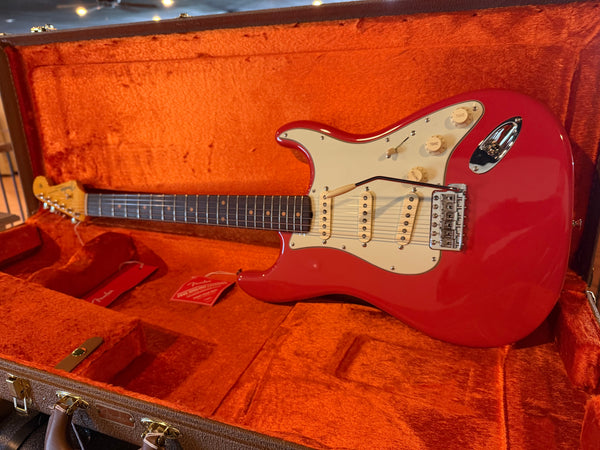 Fender American Vintage II 1961 Stratocaster Electric Guitar Fiesta Red Finish w/ OHSC