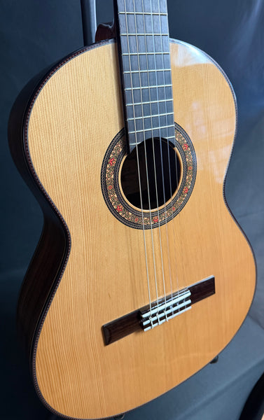 Alvarez Yairi CYM75 Concert Classical Acoustic Guitar Gloss Natural Finish w/ OHSC