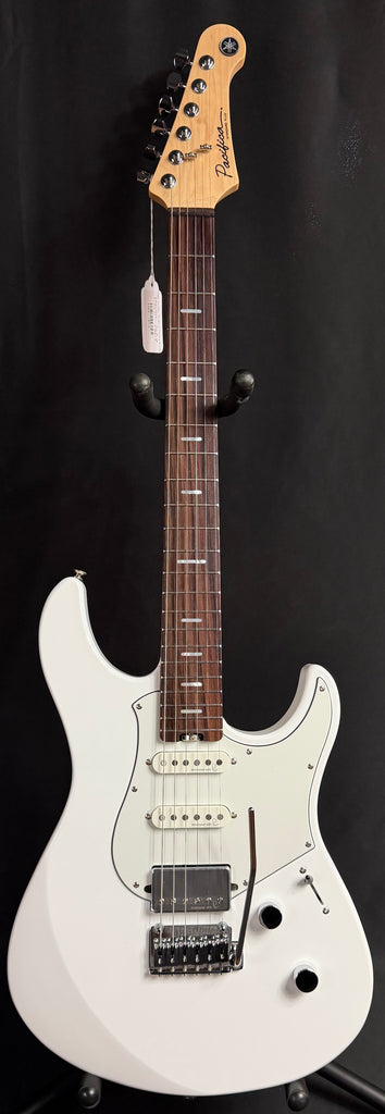 Yamaha PACS+12 Pacifica Standard Plus Electric Guitar Shell White Finish w/ Gig Bag (014)