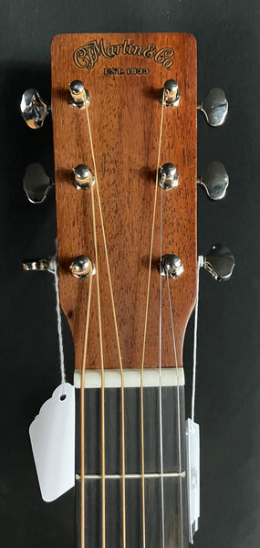 Martin DE Retro Plus Dreadnought Acoustic-Electric Guitar Vintage Natural w/ Case