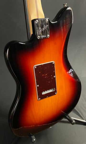 Fender American Performer Jazzmaster Electric Guitar 3-Tone Sunburst w/ Gig Bag