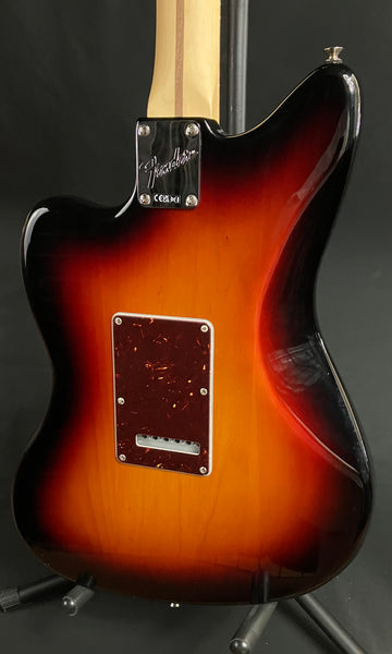 Fender American Performer Jazzmaster Electric Guitar 3-Tone Sunburst w/ Gig Bag