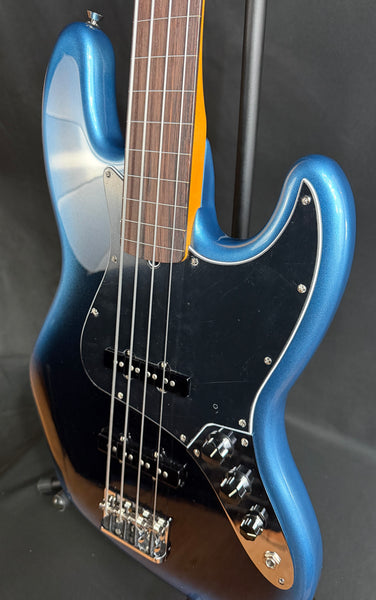 Fender American Professional II Jazz Bass Fretless 4-String Bass Guitar Dark Night w/ OHSC
