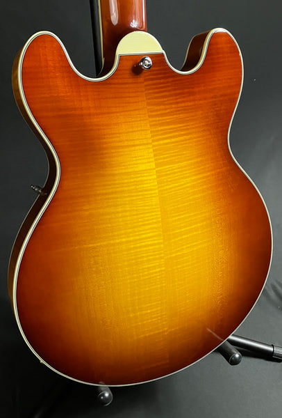Eastman T484-GB Semi-Hollow Body Electric Guitar Goldburst Finish w/ Case