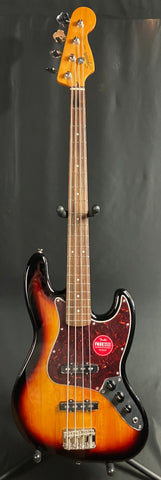 Squier Classic Vibe 60's Jazz Bass 4-String Bass Guitar 3-Tone Sunburst (690)