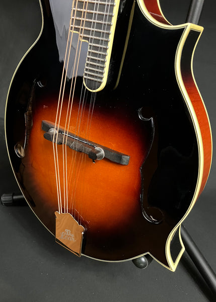 The Loar LM-700E-VS Supreme F-Style Mandolin Vintage Sunburst w/ Fishman + Case