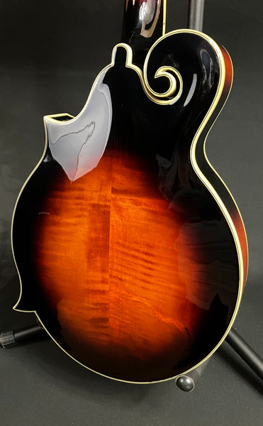 The Loar LM-700E-VS Supreme F-Style Mandolin Vintage Sunburst w/ Fishman + Case