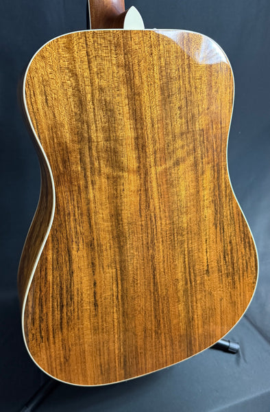 Fender King Vintage Dreadnought Acoustic-Electric Guitar Mojave Finish w/ OHSC (565)