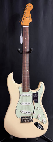 Fender Vintera II '60s Stratocaster Electric Guitar Olympic White w/ Gig Bag