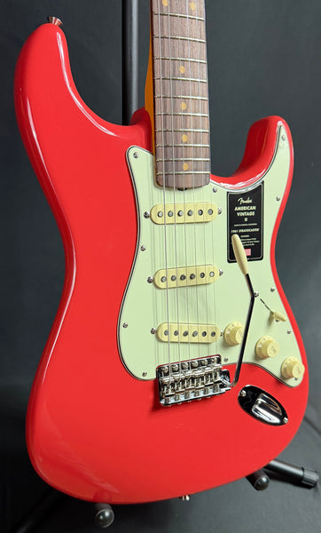 Fender American Vintage II 1961 Stratocaster Electric Guitar Fiesta Red Finish w/ OHSC