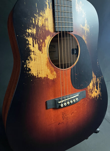 Martin D Jr. E StreetLegend Dreadnought Junior Acoustic-Electric Guitar Sunburst w/ Case