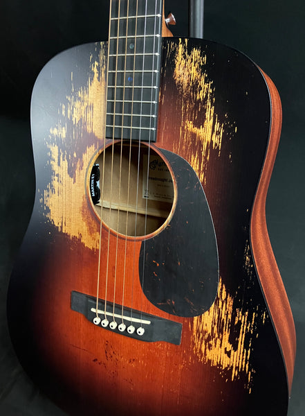 Martin D Jr. E StreetLegend Dreadnought Junior Acoustic-Electric Guitar Sunburst w/ Case
