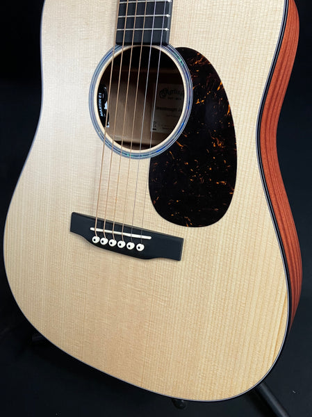 Martin D Jr. E Dreadnought Junior Acoustic-Electric Guitar Natural w/ Case