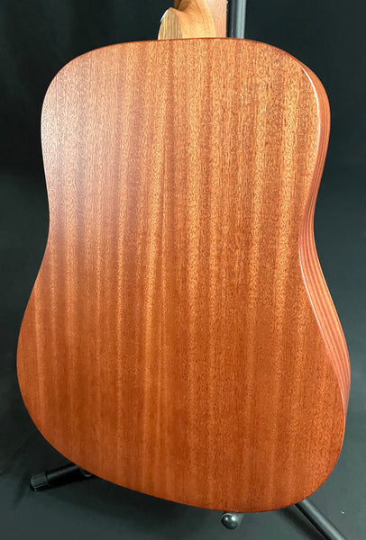Martin D Jr. E Dreadnought Junior Acoustic-Electric Guitar Natural w/ Case