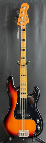 Squier Classic Vibe 70's Precision Bass 4-String Bass Guitar 3-Tone Sunburst (444)