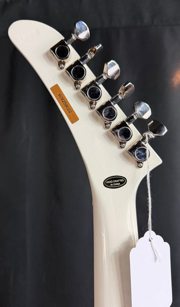 Epiphone Explorer 80's EMG Electric Guitar Classic White Finish w/ Gig Bag