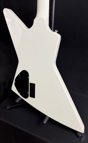 Epiphone Explorer 80's EMG Electric Guitar Classic White Finish w/ Gig Bag