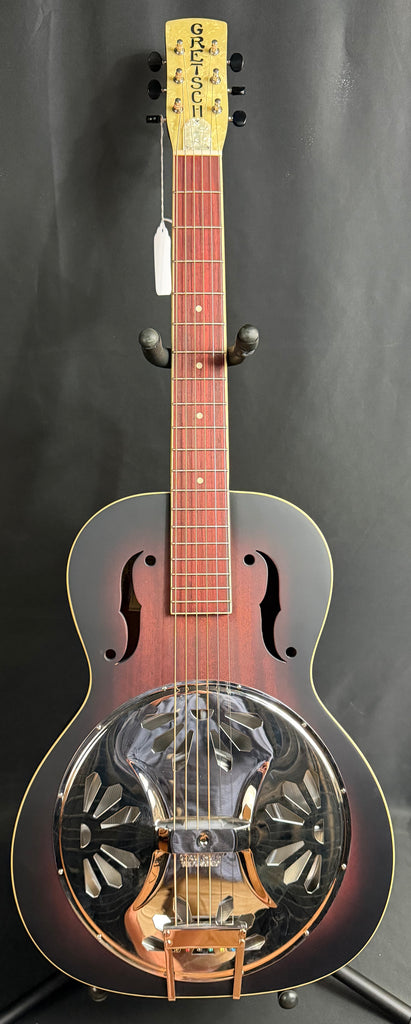 Gretsch G9220 Bobtail Round Neck Resonator Guitar w/ Fishman Nashville Pickup